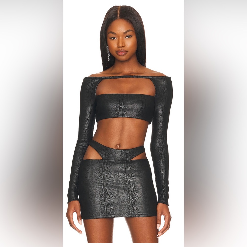 Camila Coelho Sandy SET (NEVER WORN-W TAGS)